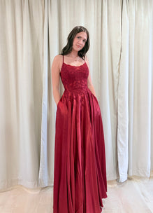Amber - robe longue en avec jupe de satin et haut style corset doublé à encolure ronde, dos lacé
