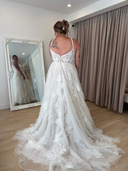 Lauria - robe de mariée boho à jupe volantée avec haut en dentelle sans perlage