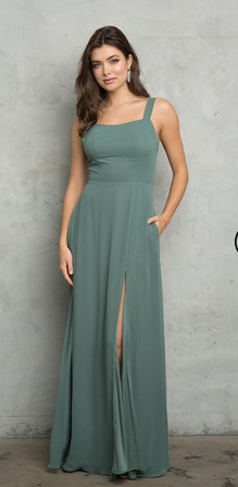 Meredith - Robe longue simple, col carré, jupe avec fente et boucle au dos