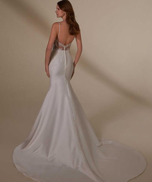 Orson - robe de mariée de coupe ajustée en satin avec haut effet corset en dentelle