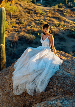 Mason - robe de mariée romantique de coupe A en tulle et dentelle sans perle avec bretelles larges et dos ouvert