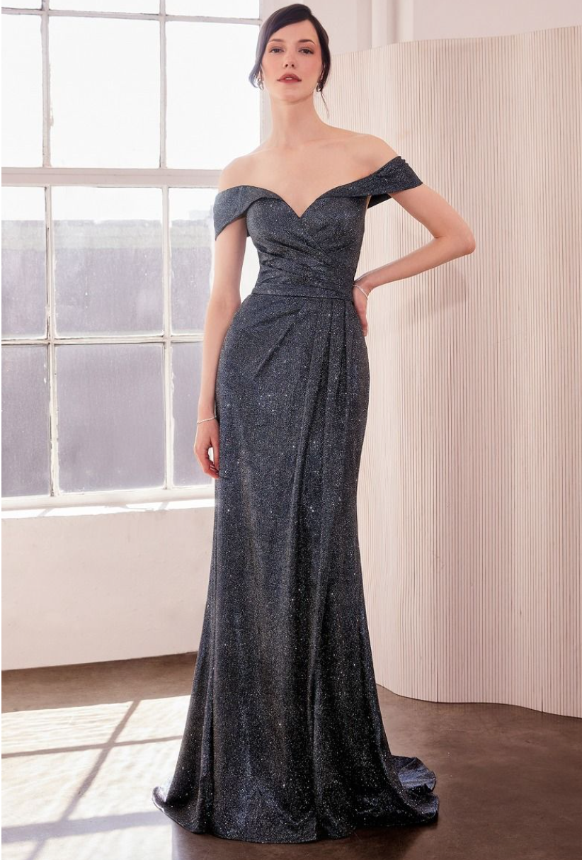 Stelia - Robe longue en jersey extensible coupe ajustée à bretelles off shoulders