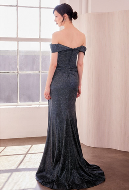 Stelia - Robe longue en jersey extensible coupe ajustée à bretelles off shoulders