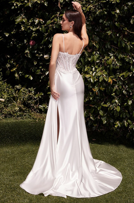 Grim - robe de mariée longue avec jupe en satin extensible et haut brodé dentelle à jeu de transparence