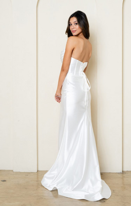 Dayna - robe de mariée simple en jersey satin sans bretelles à dos lacé