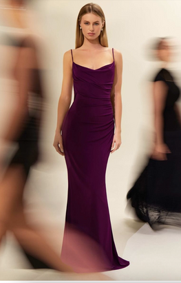 Marsha - robe longue en tissus extensible avec dos nu à détail de dentelle