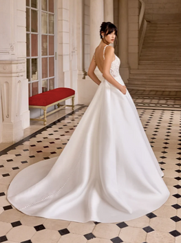 Camille - robe de mariée classique avec haut en dentelle et jupe de satin