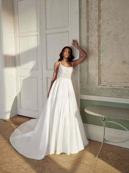 Rosie - robe de mariée classique avec haut en dentelle et jupe de satin à broderies