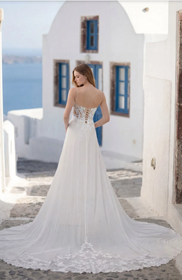 Elizabeth - robe boho romantique en dentelle et jupe de chiffon avec traîne à insertions de dentelle