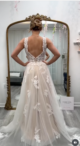 Whitney *taillle plus* - robe boho romantique coupe A en tulle avec bretelle larges et fente à la jambe