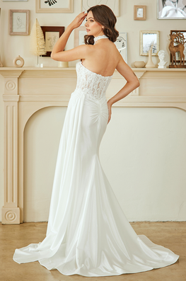 Alexandrie - robe de mariée avec corset en dentelle et jambe fendue
