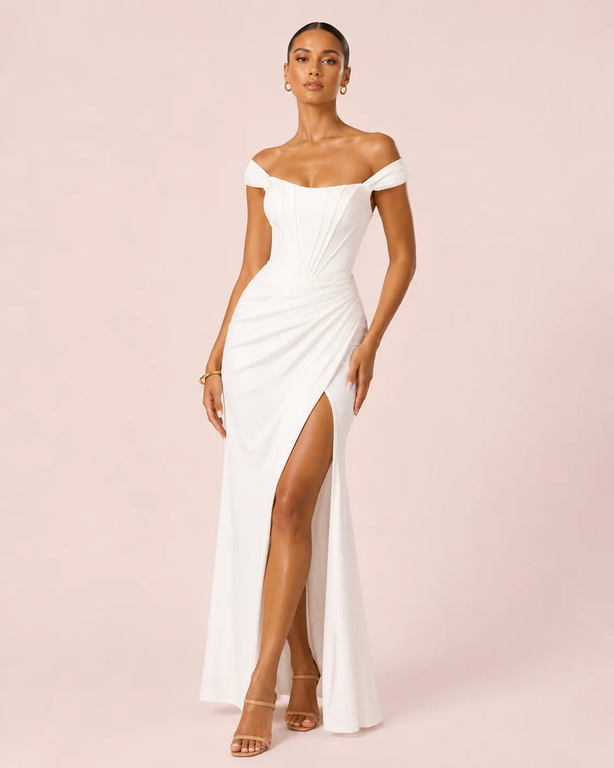 Sensa - Robe de mariée longue de coupe ajustée à bustier à bretelles amovibles avec fente sans bretelles et dos lacé