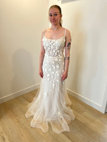 Luke - lace wedding dress with 3D flowers and butterfly effect laced back