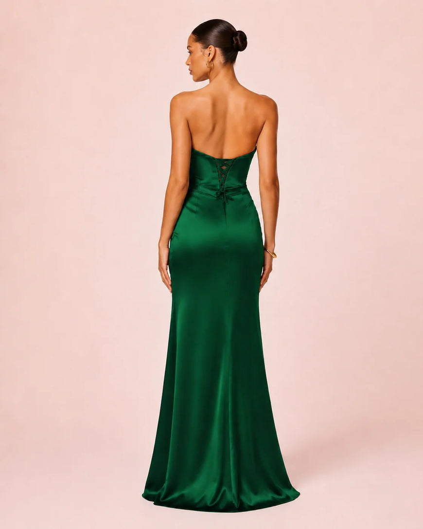 Evangeline - robe de soirée en tissus satiné avec haut sans bretelles à encolure arrondie et jambe fendue