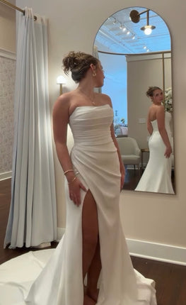 *EXCLUSIVITÉ* Usher - robe de mariée ajustée en crêpe extensible avec encolure bustier