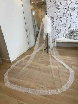 Camilia - Voile avec bordure de dentelle chantilly et perles - 2 longueurs disponibles