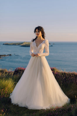 Lolah *sample size 8* - boho wedding dress with long sleeves and open V back, tulle skirt