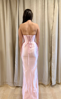 Celine - Robe longue en satin avec encolure bustier à insertion de dentelle délicate, fente à la jambe et dos lacé