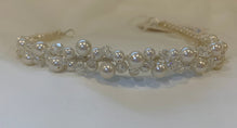 Dalyssa - Thin pearl and diamond tiara