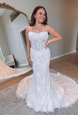 *EXCLUSIVITÉ* Daxia - robe de mariée moderne avec haut corset sans bretelle en dentelle non perlé et gants de dentelle