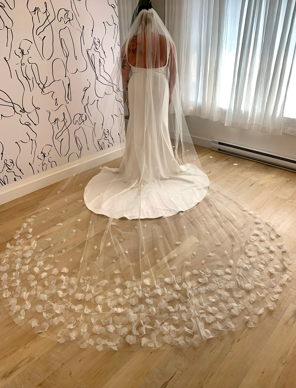 Flora - Premium cathedral veil with delicate 3D flowers