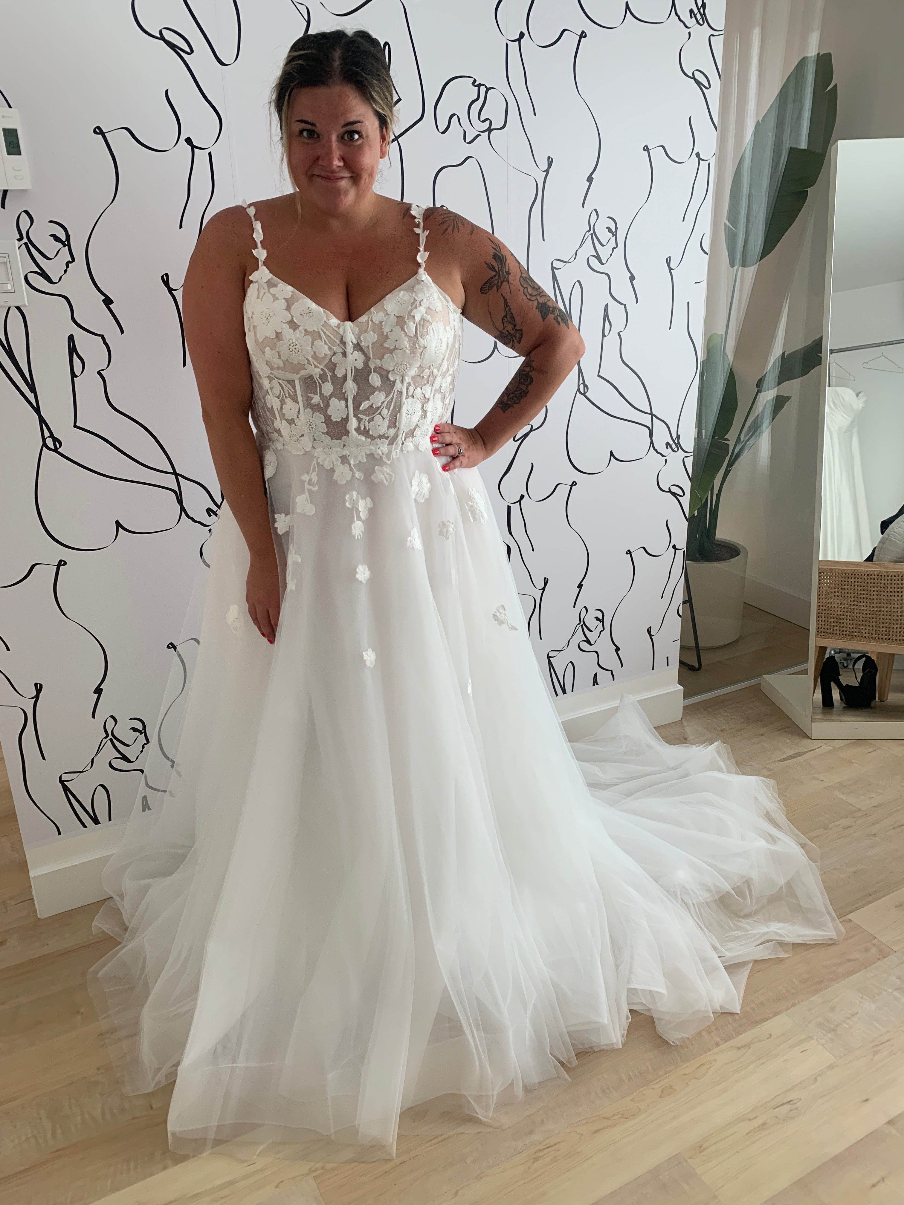 EXCLUSIVE* Ava classic A-line corset top wedding dress with cotton lace and lightweight voluminous tulle skirt EXCLUSIVE* Ava classic A-line corset top wedding dress with cotton lace and lightweight voluminous tulle skirt