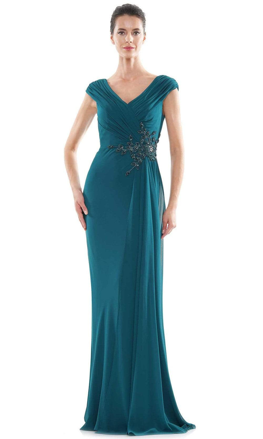 Eden *échantillons taille 12 et taille 24* - robe de coupe droite en chiffon de haute qualités avec détail voilé à la hanche et dos en V