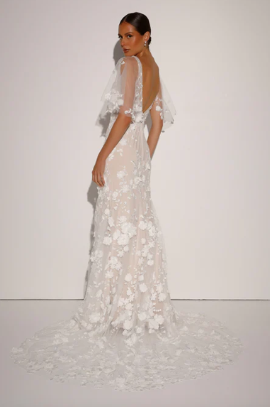 Binder *échantillon taille 18*- robe de mariée coupe ajustée en dentelle florale 3D et manches romantiques amovibles