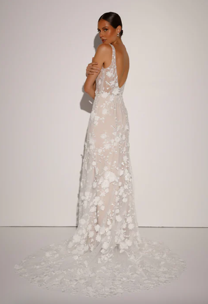 Binder - robe de mariée coupe ajustée en dentelle florale 3D et manches romantiques amovibles