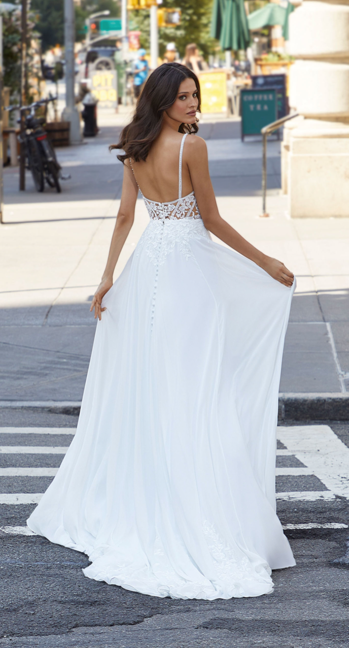 Toffee plus size sample size 20 romantic boho dress in lace and ch