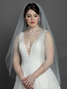 Palma - Delicate beaded veil made in Canada