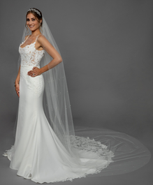 Palma - Delicate beaded veil made in Canada
