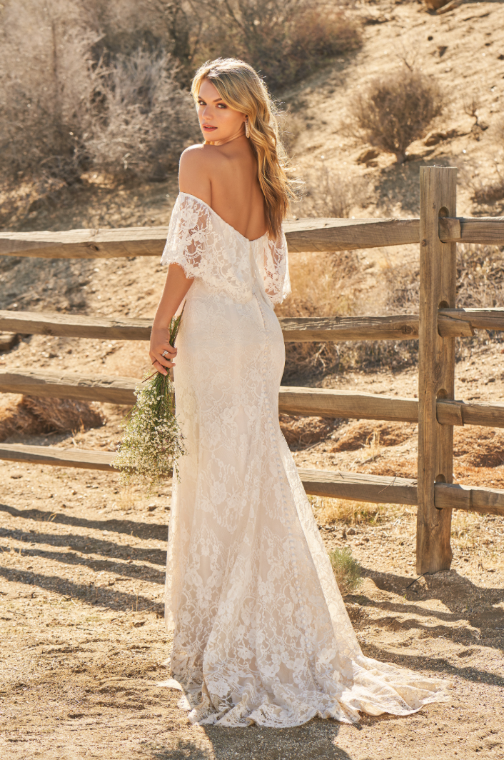 Edison *plus size* sample size 22- ultra-romantic off-the-shoulder lace fitted boho wedding dress