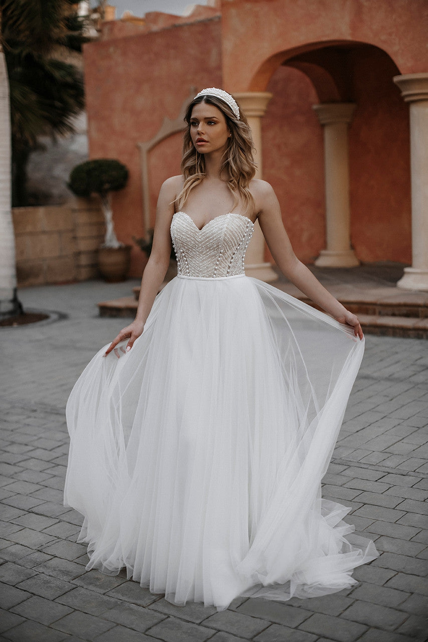 Drew *sample size 10* - modern and bold dress with beaded bustier and tulle skirt